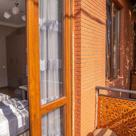 Family Hotel Parajanov Tbilisi Zewnętrze zdjęcie