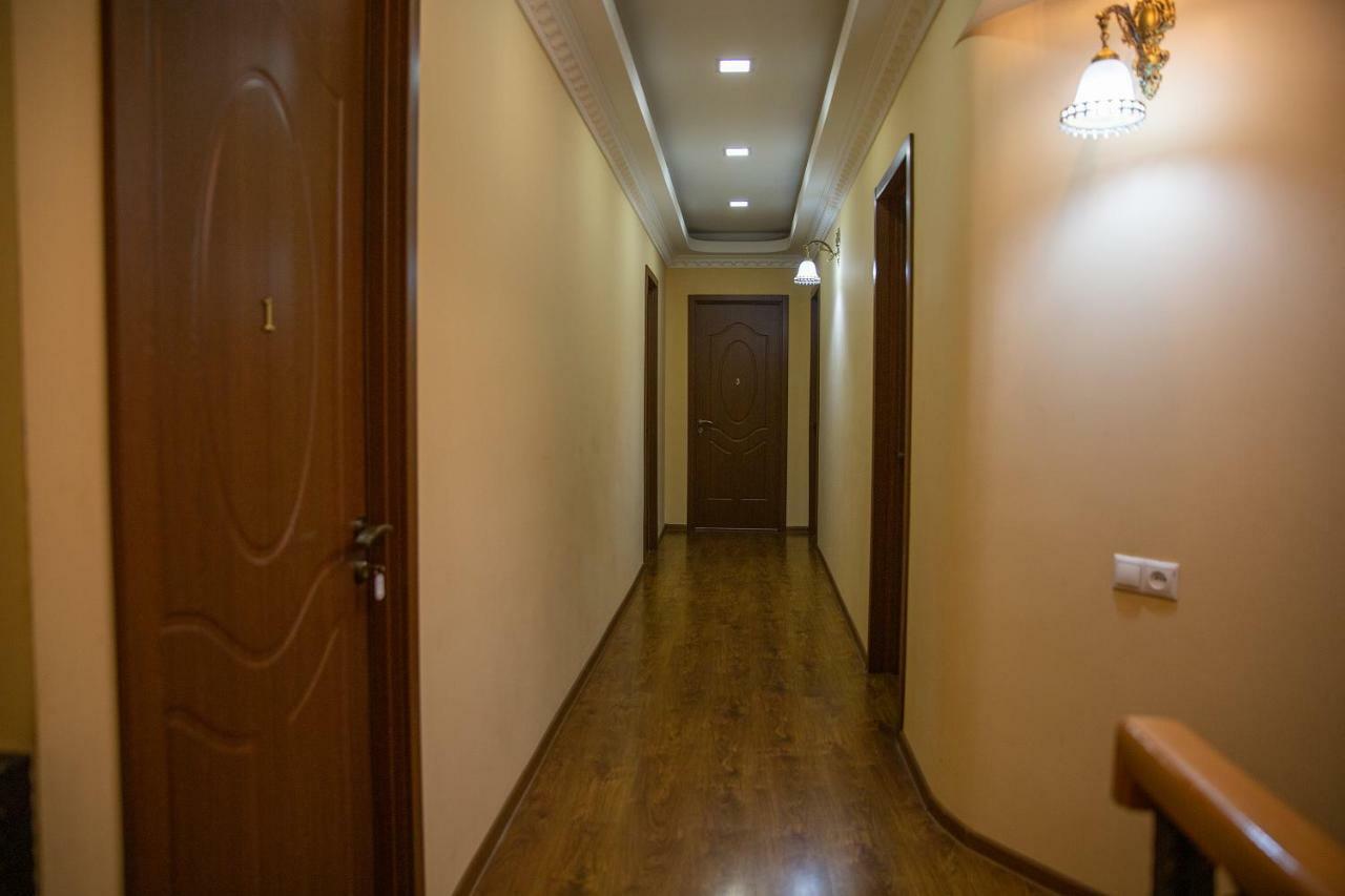 Family Hotel Parajanov Tbilisi Zewnętrze zdjęcie