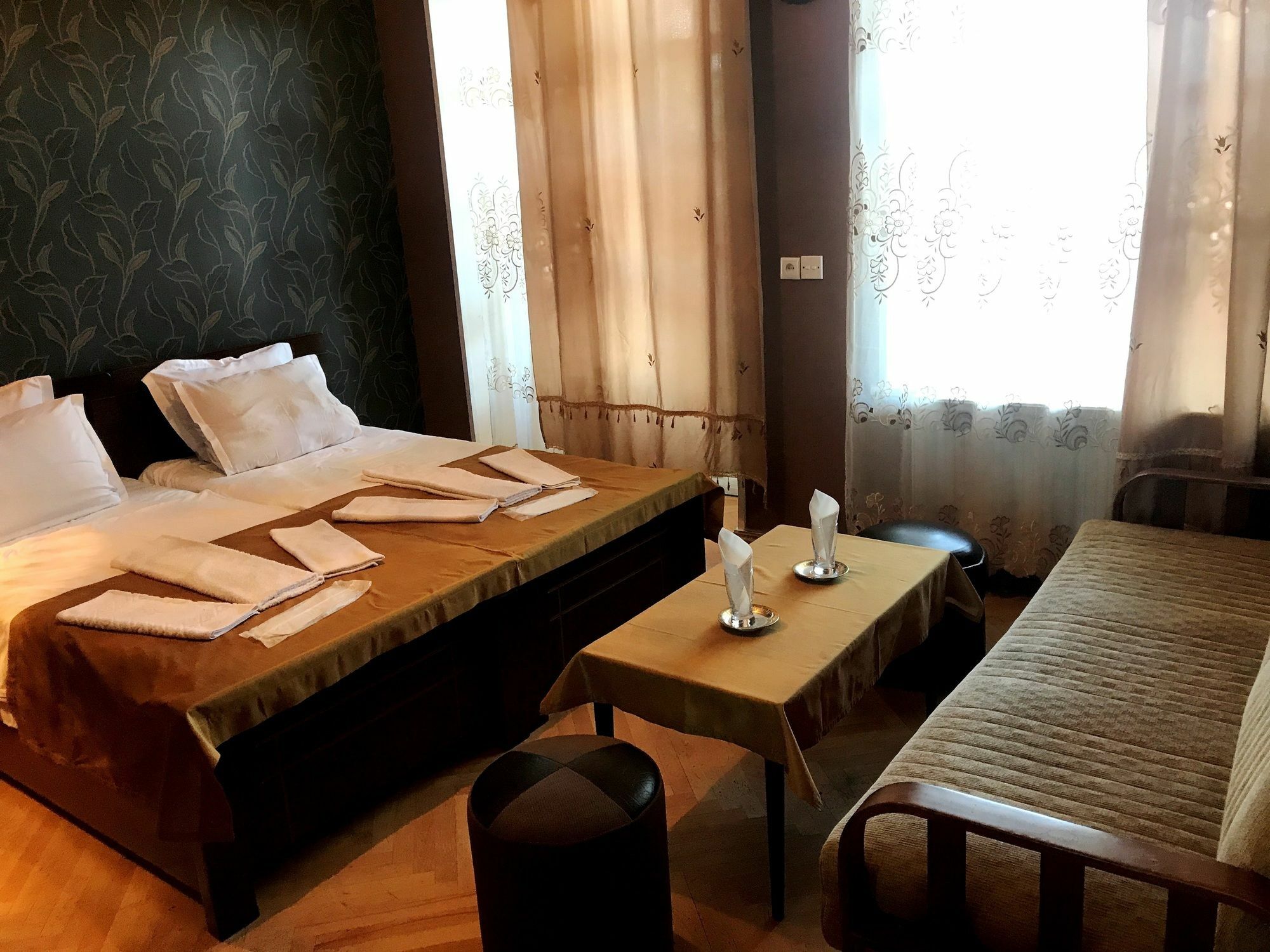 Family Hotel Parajanov Tbilisi Zewnętrze zdjęcie